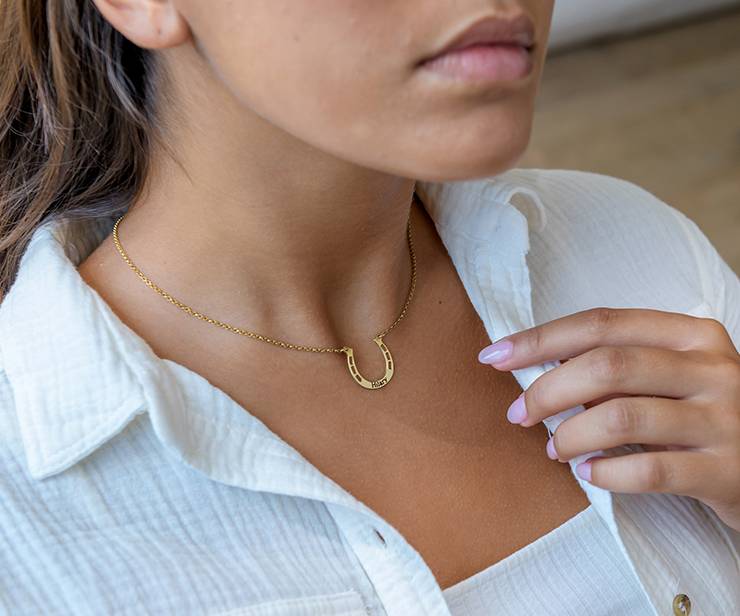 Personalized Horseshoe Necklace in Gold Plating