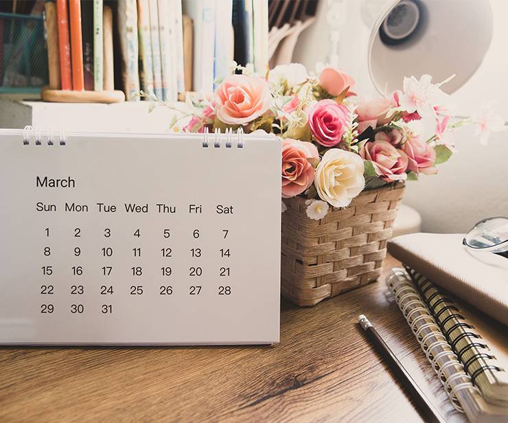 Deskside calendar