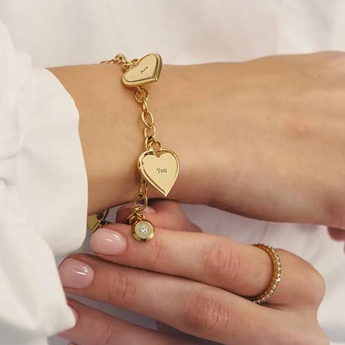 Heart_bracelet product photo