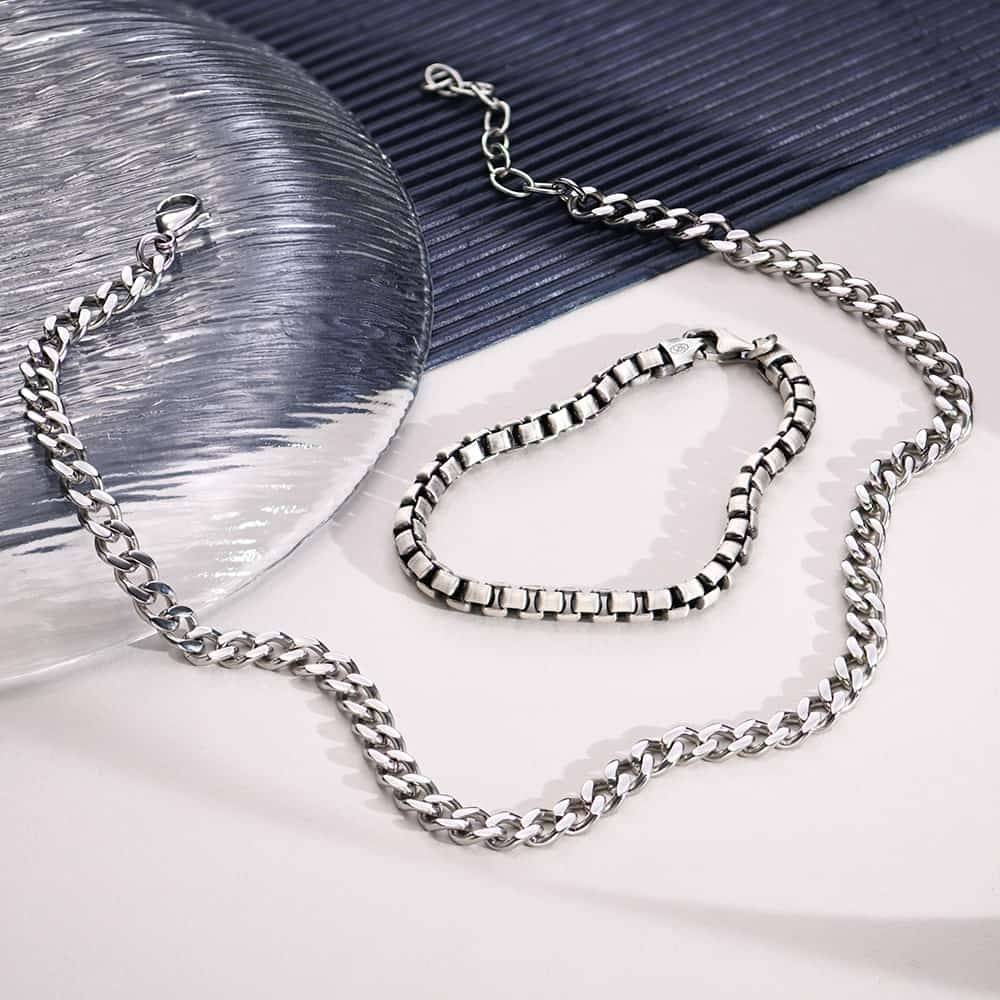 Holiday Gift Set - 1-1 Holiday Gift Set - 1-1 product photo