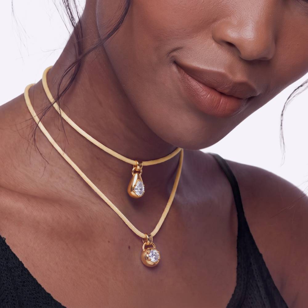 No. 2 Round 1.0CT Diamond Necklace in Gold with Butter Yellow Cord-1 product photo