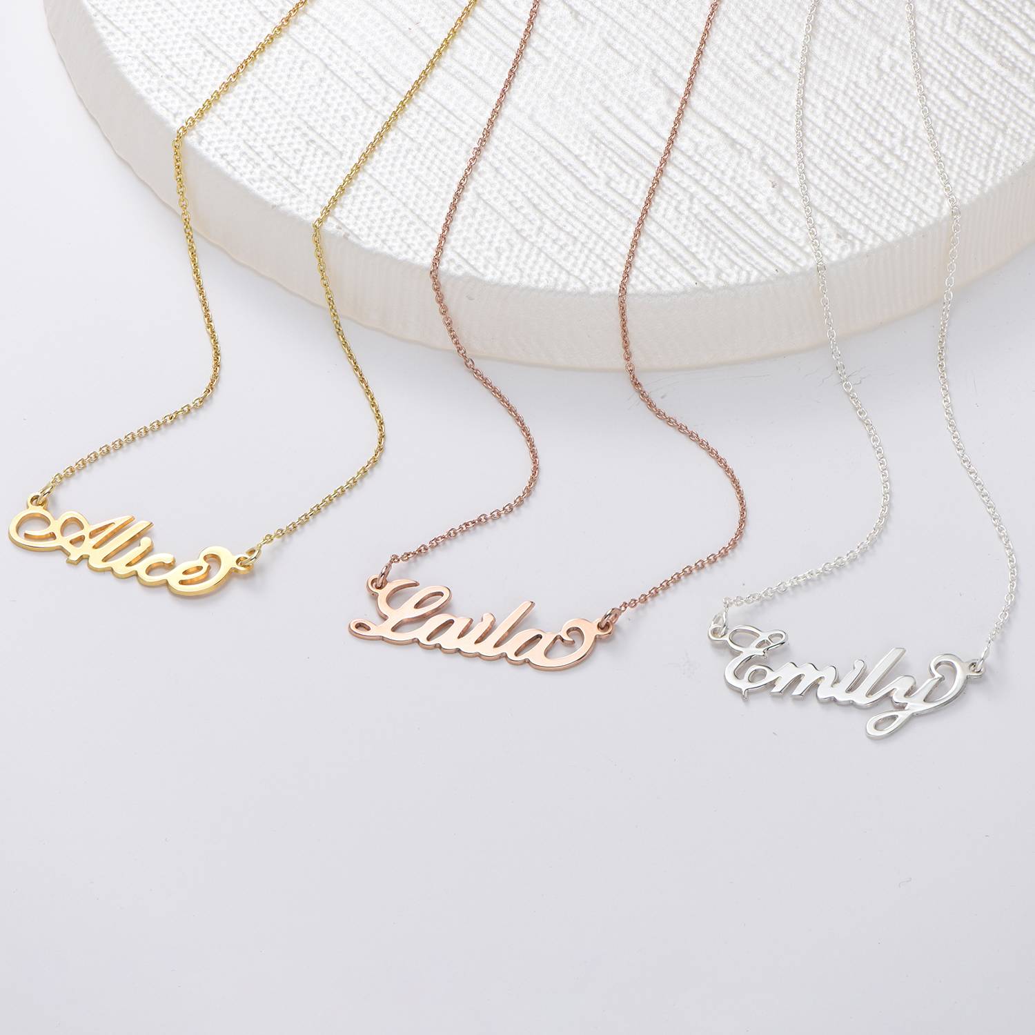 Small Carrie Name Necklace in Premium Silver - Version-1 product photo