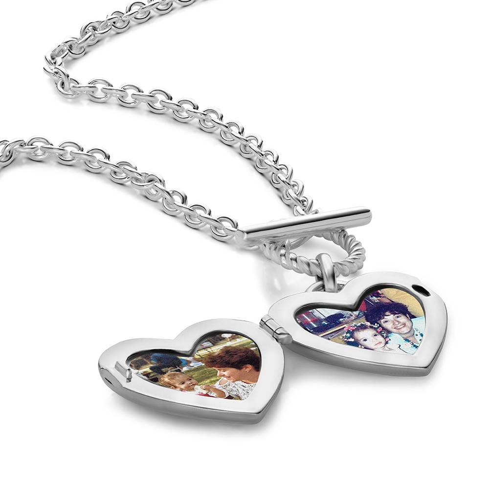 Stella Heart Photo Locket in Silver Finish-4 Stella Heart Photo Locket in Silver Finish-4 product photo