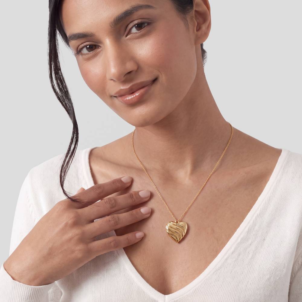 The Sweet Love Heart Necklace in Gold Plating-5 product photo
