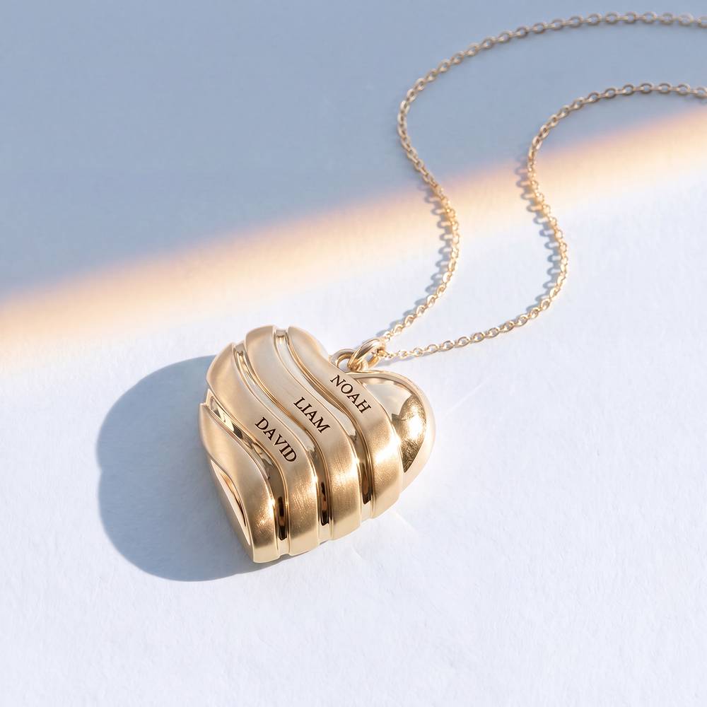 The Sweet Love Heart Necklace in Gold Plating-4 product photo
