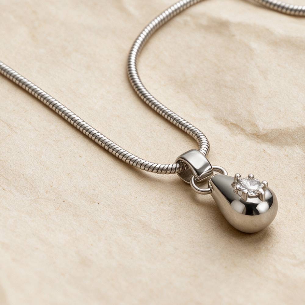 The Icon Pear 0.30CT Diamond Snake Chain Necklace in Silver-2 product photo